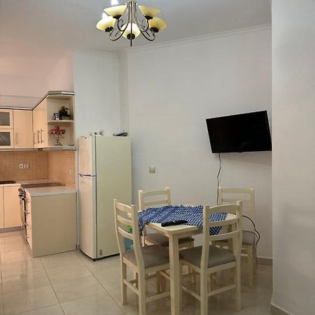 Velis Apartment Sarandë 外观 照片